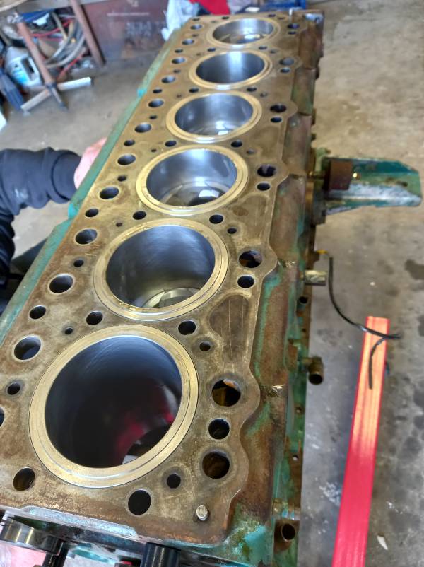 Reconditionnement moteur : étape 3 Nettoyage du bloc moteur